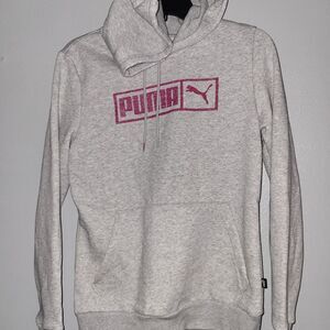 Nwt Womens Size Small PUMA Gray Hoodie with Pink Logo
